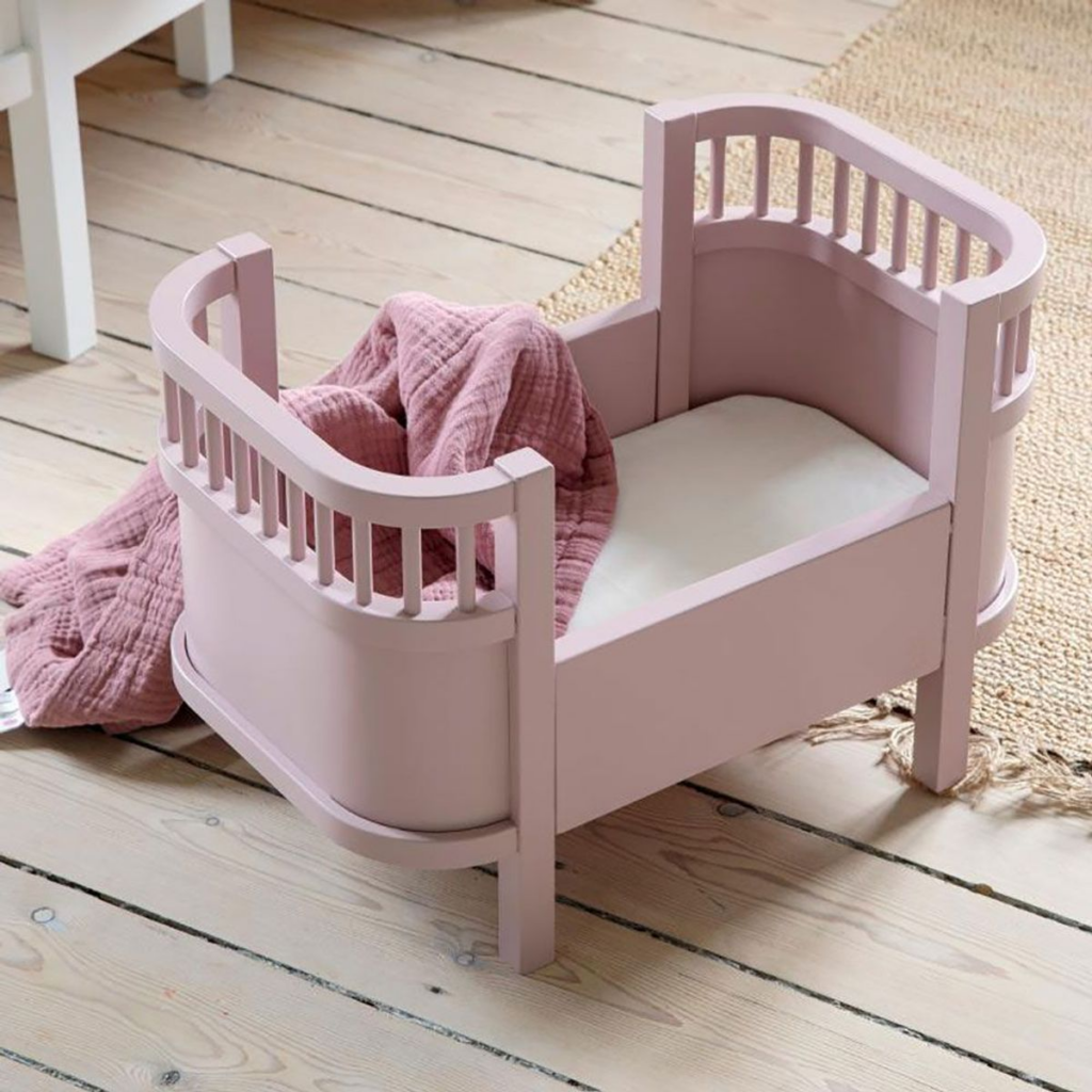 Wooden crib for Sebra dolls with a mattress, pink